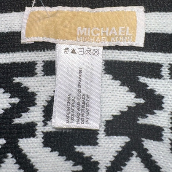 Michael Kors Scarf 64" Black & White NWT - Picture 4 of 5
